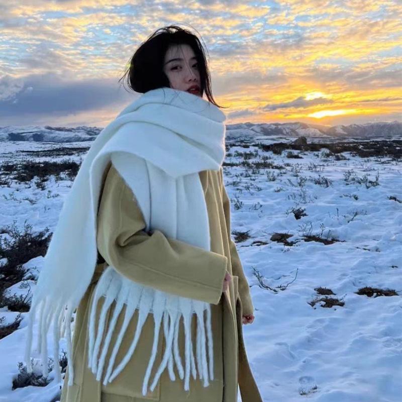 Red Plaid Scarf Female Christmas Winter Korean Atmosphere Scarf Autumn and Winter Warm with Coat Versatile Send Girlfriend