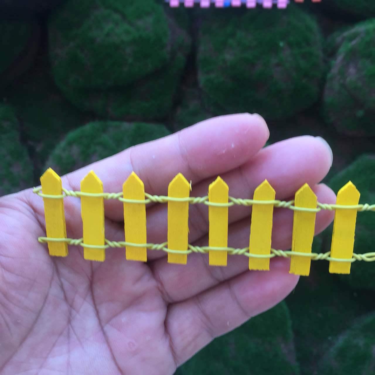 Набор миниатюрного деревянного забора: 8 штук белых 3D декоративных бонсай-орнаментов Yellow