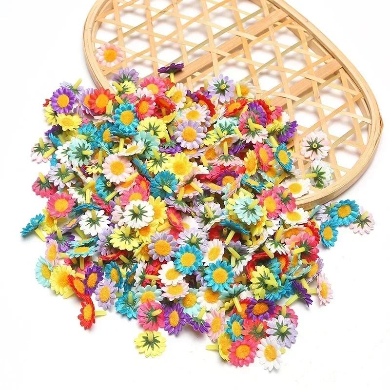 Brandneu 100 Stück/Beutel 4cm Gemischte Seide Sonnenblume Künstliche Blumen Party Scrapbook Zubehör Girlande DIY Blumendekoration