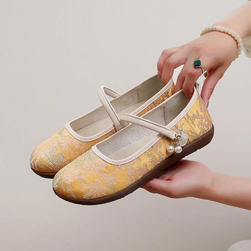 

Новые туфли в китайском стиле на плоской подошве, женские удобные туфли Мэри Джейн с мягкой подошвой и неглубоким горлом, старинные туфли Ханьфу, старые пекинские тканевые туфли 35