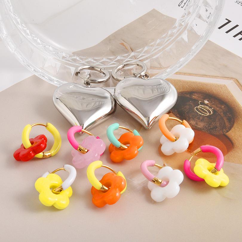 1Pair Dopamine Enamel Sweet Heart Cute Bee Flower Girl Aesthetic Aretes Funny Food Cake Gothic Star Hoop Earrings Jewelry