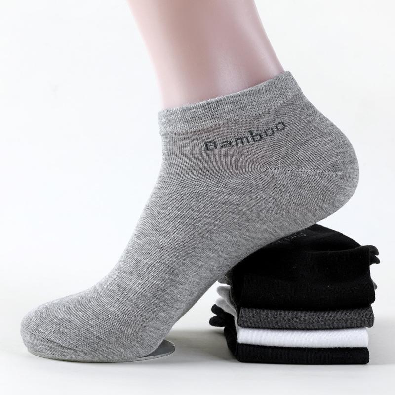Men's Bamboo Fiber Sweat-Absorbent Short Socks for Spring and Summer