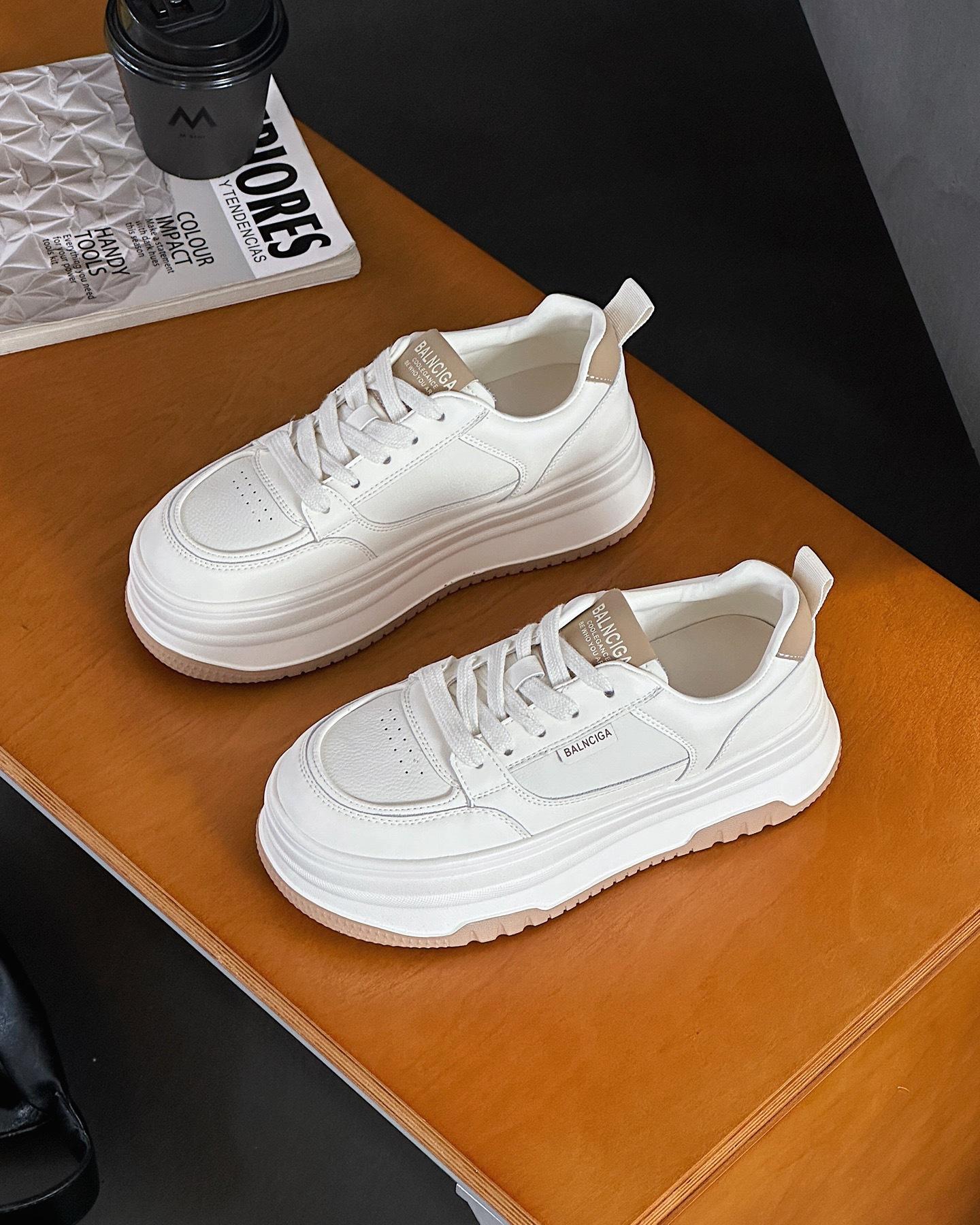 

Autumn leather platform white shoes women s versatile casual sports board shoes heightening bread shoes single shoes tide 35