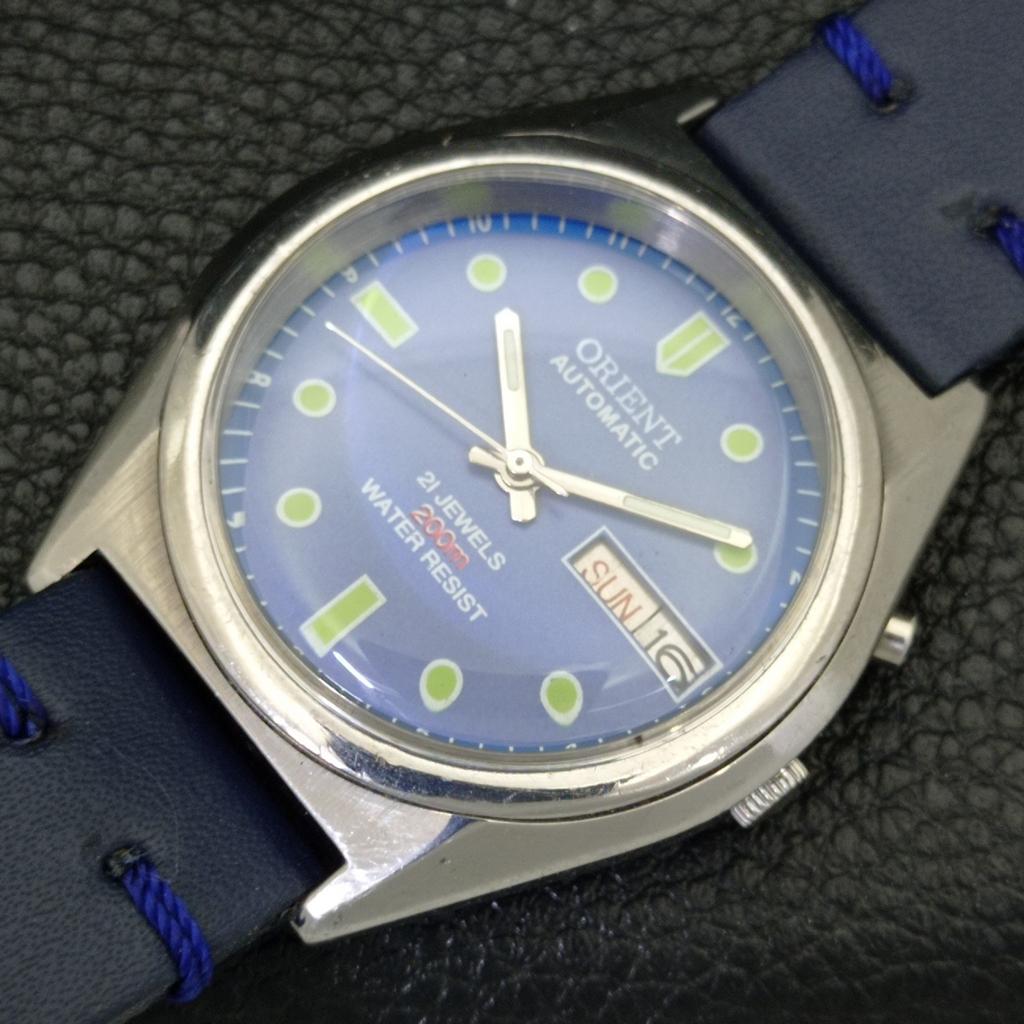 VINTAGE ORIENT AUTOMATIC 48741 JAPAN MENS BLUE COLOR DIAL WATCH a700637-5 R204-a700637