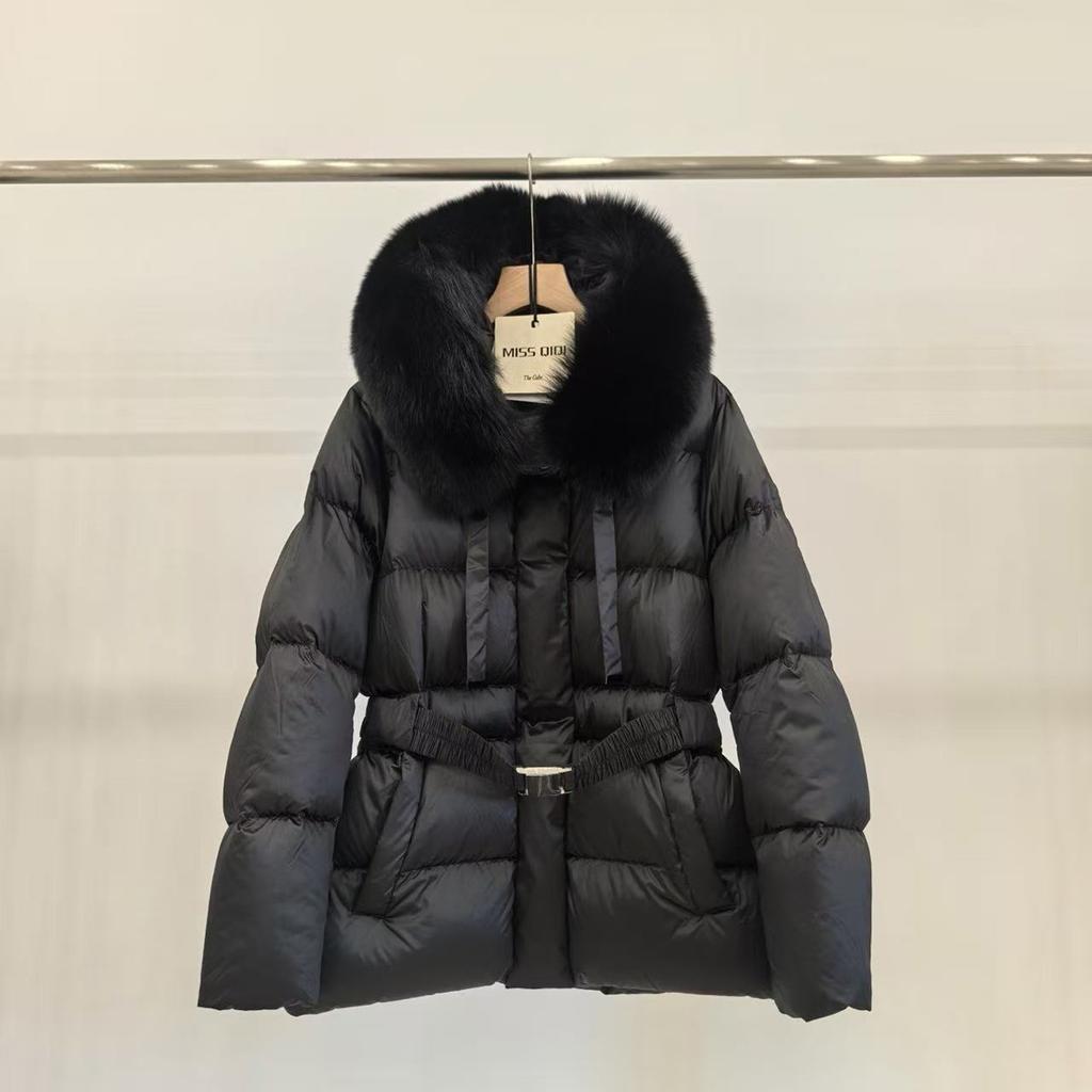 European Winter New Fox Fur Collar Hooded Down Jacket Women's Short Waist Thickened Warm Fashion Coat