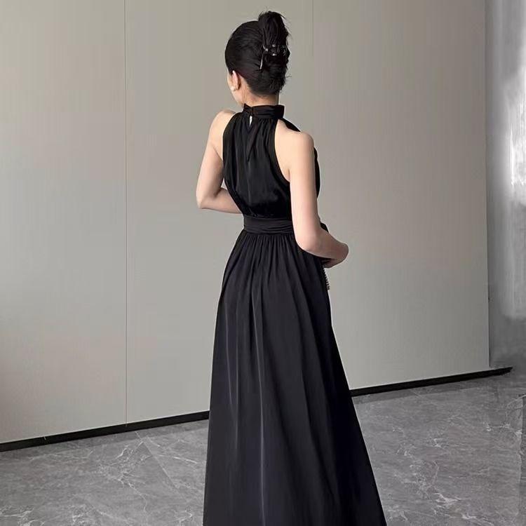 High-end Black Neck-hanging Sleeveless Dress for Women's Summer New French Temperament Split-ended Waist Long Dress