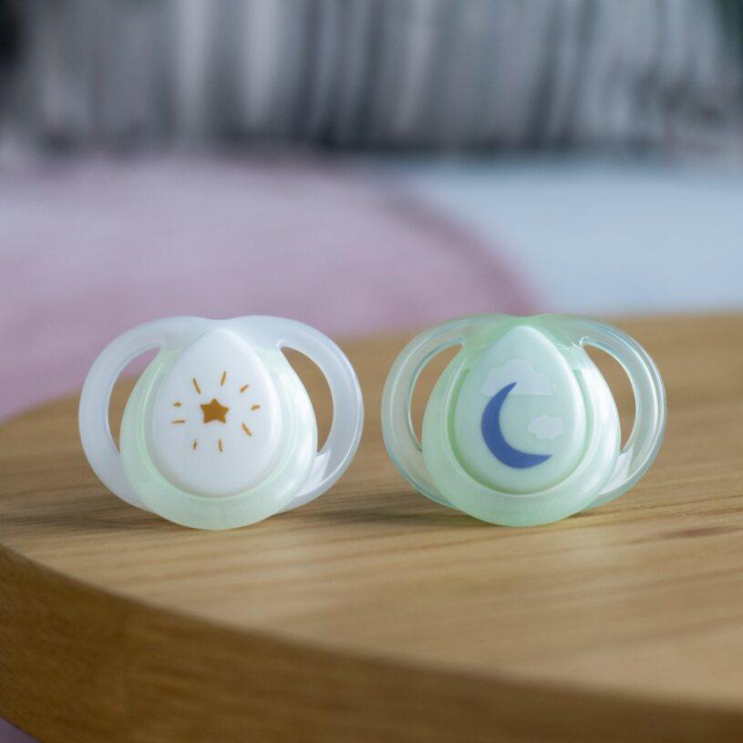 TOMMEE TIPPEE TTP43338095 NIGHT TIME soothers 0-6m mix 2 pack