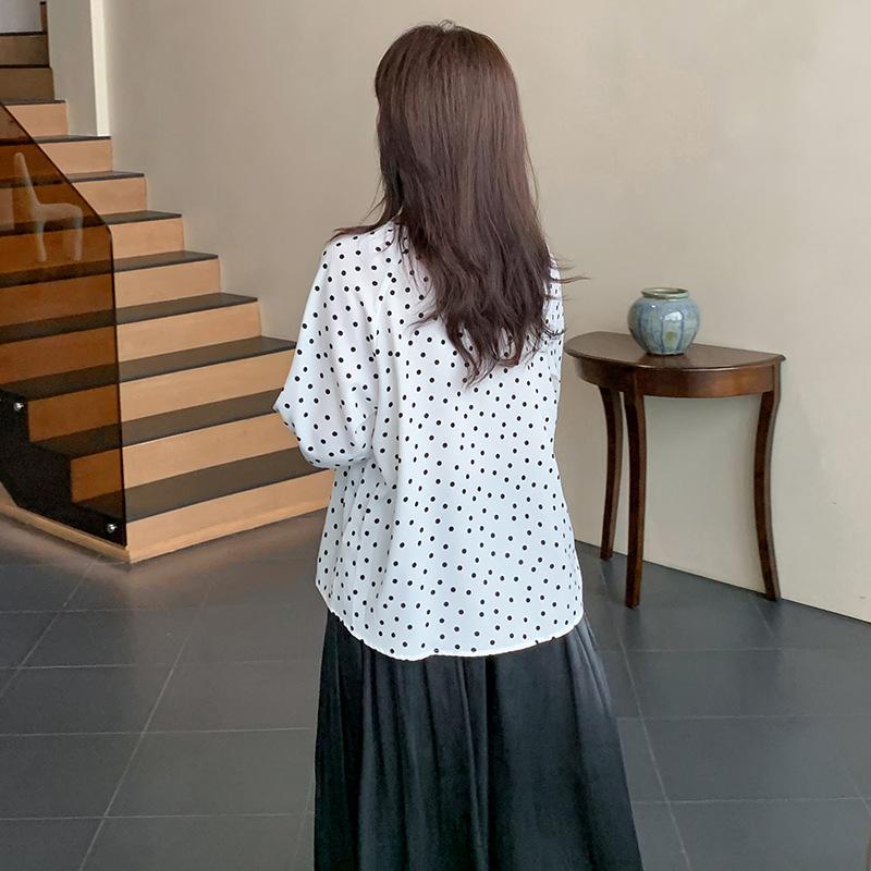 French temperament round neck polka dot shirt summer new niche shoulder sleeves thin cool top 261518