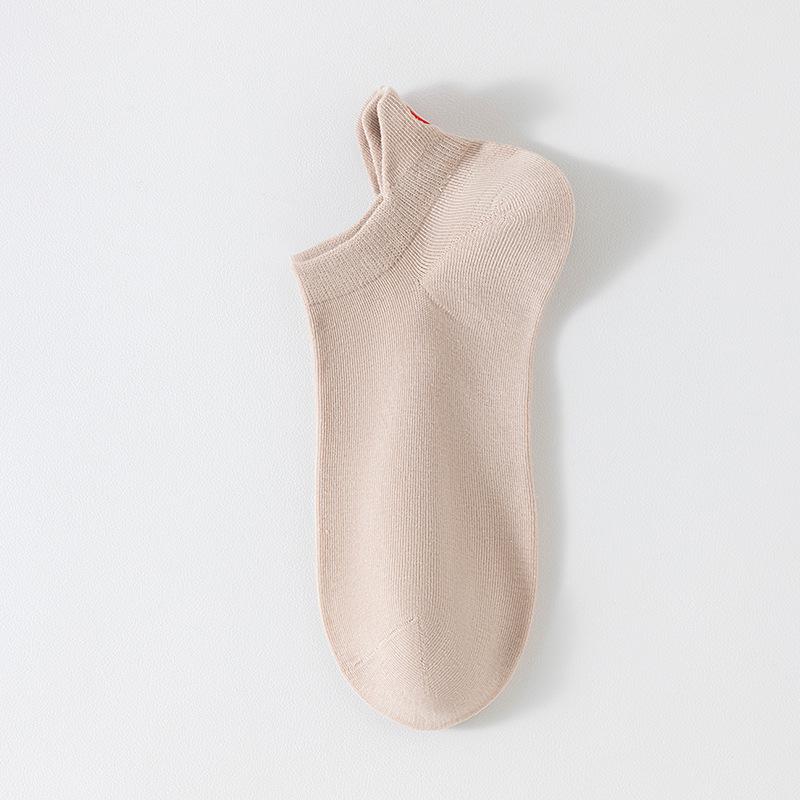 Women's 3D Heel Love Embroidery Low-Cut Socks - Breathable & Invisible