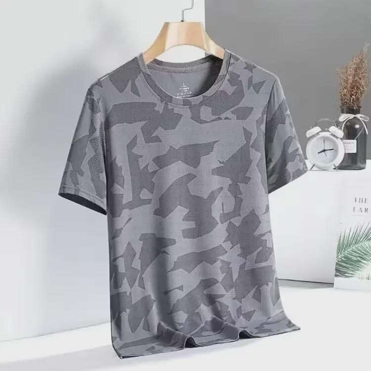 Men's Trendy Camouflage Ice Silk Short-Sleeve T-Shirt - Lightweight and Versatile for Summer