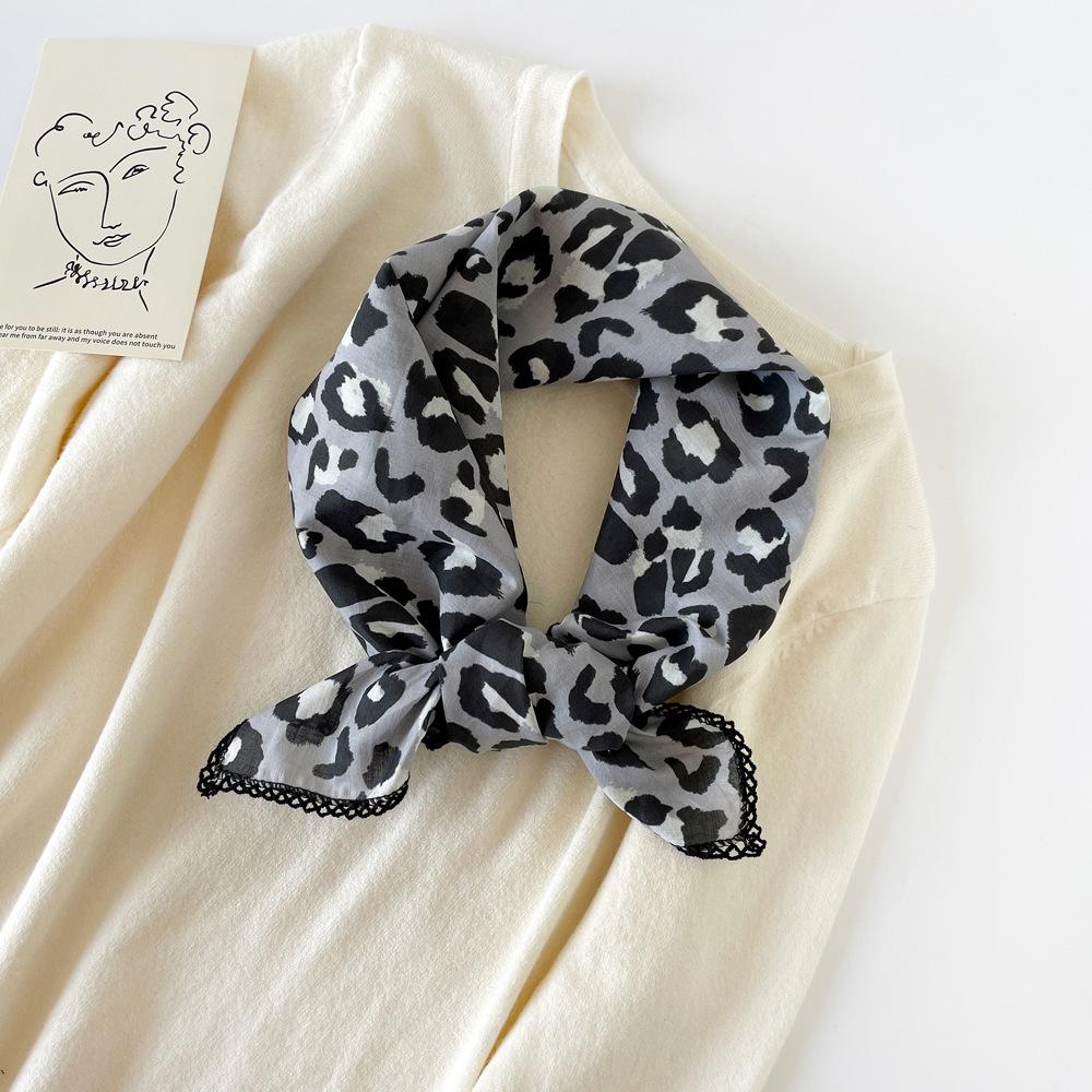 Small Scarf Small Square Scarf High-end Fashion Leopard Print Decorative Professional Scarf Summer Light Scarf