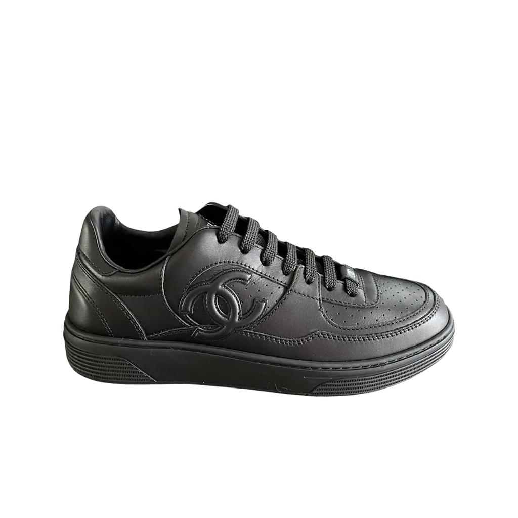 (w) Chanel Sneakers Calfskin & Black