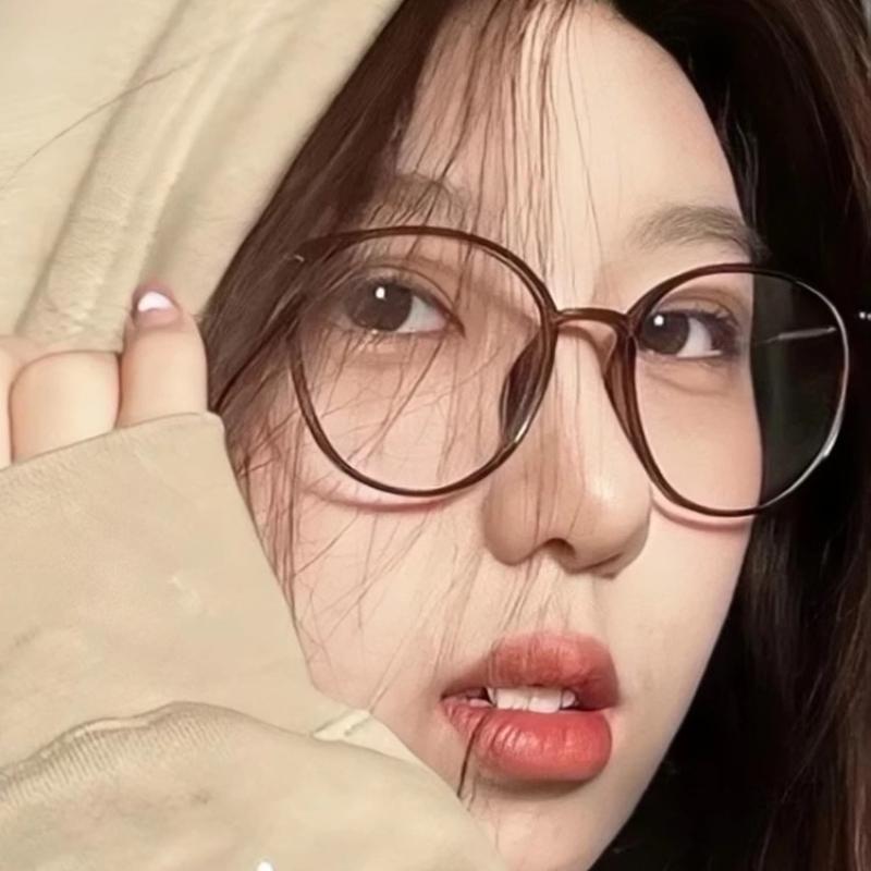 Neutral Retro Trendy Glasses Men And Women Round Anti Blue Glasses Frame Optical Lenses Arrival  Computer Reading Eyeglasses