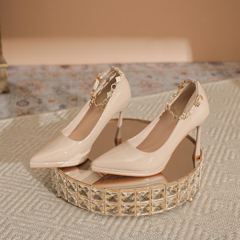 

One-word buckle waterproof table high heels female small celebrity fashion temperament thin heels shallow mouth not tired feet single shoes 34