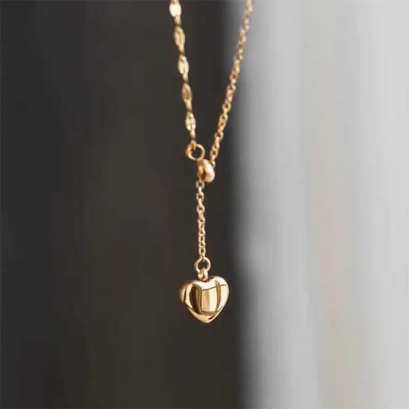 Japanese & Korean Minimalist 3D Heart Clavicle Chain: Asymmetrical Hip-Hop Necklace for Women