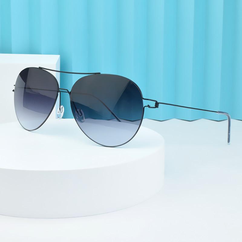 Ultra light Oval shaped 3025 retro men s sunglasses ultra light non polarized glasses UV sunglasses lenses for driving with Other