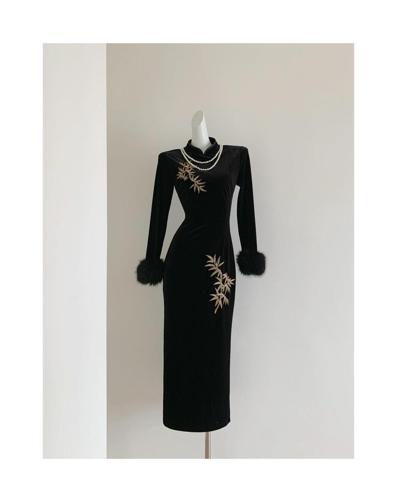 High-End Embroidered Velvet Cuff Wool Cheongsam Dress