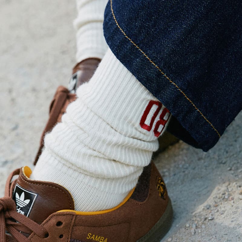 GREENBUTTER Needlework Mid-calf Socks (Red)