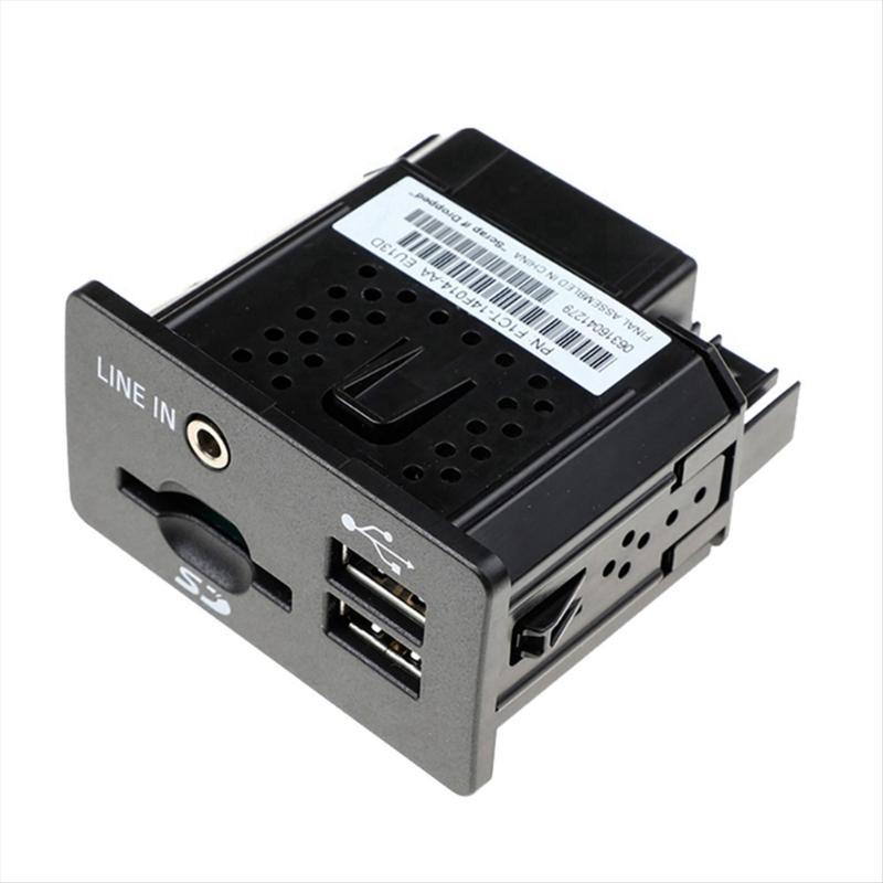 Interface AUX USB Port F1CT-14F014-AA F1CT14F014AA Player USB Socket with Card Reader for TRANSIT KUGA