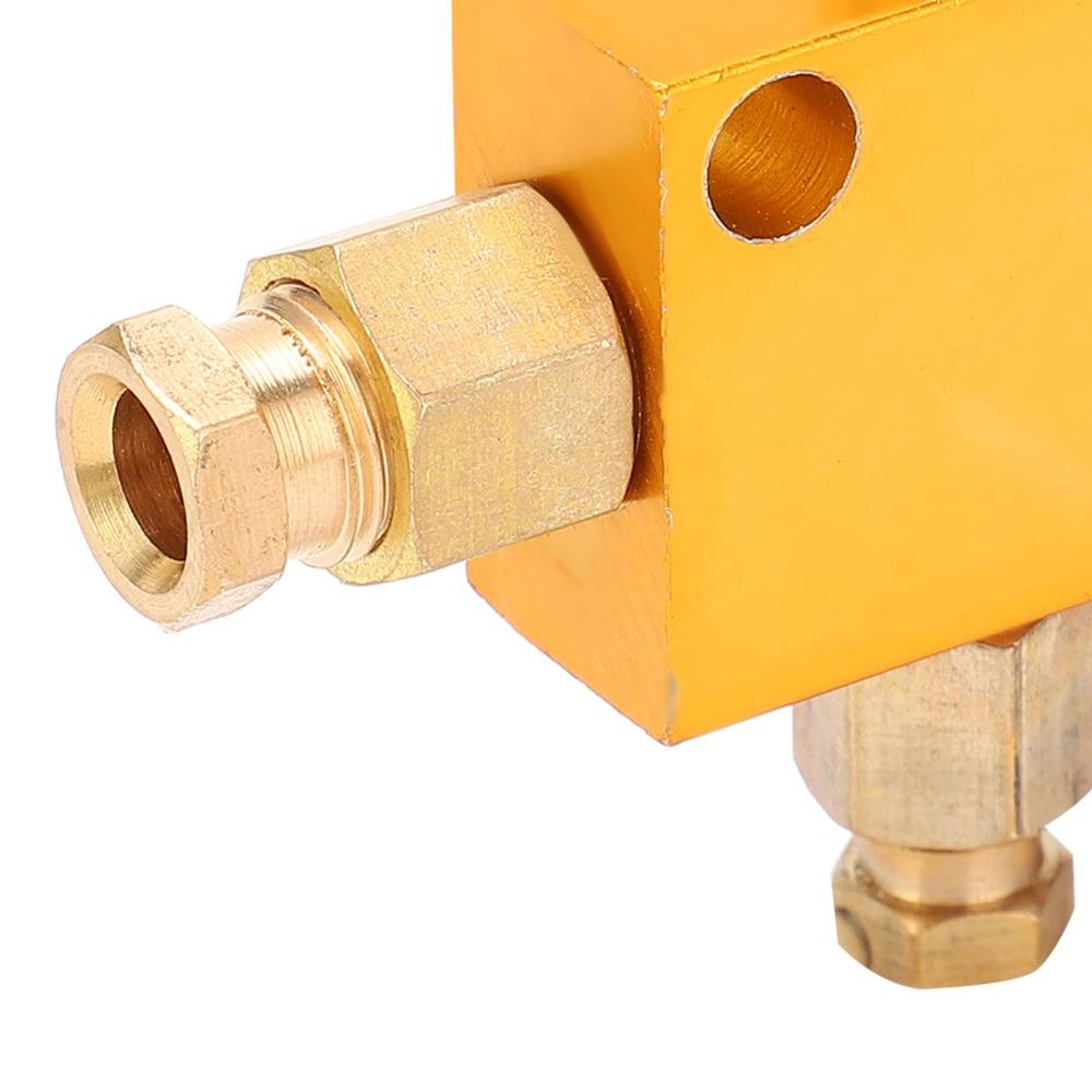 Langlebiger TK-Typ Öldosierer Messingmaterial 4 mm Ausgang Schmiersystem 6 mm Eingang Kolbenverteiler Industriemaschinen