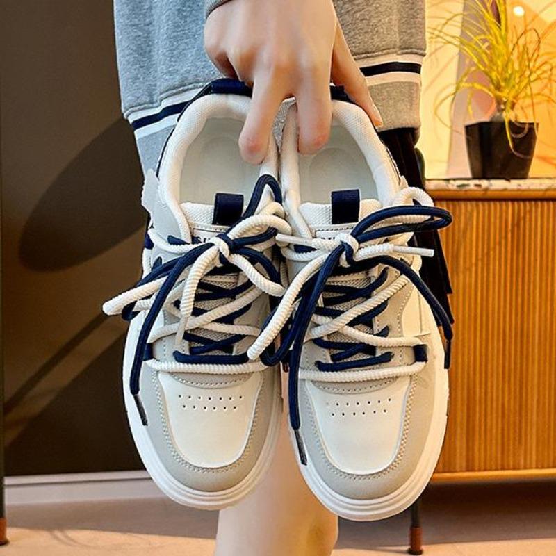 Fashion 2025 Women's Sneakers Students Korean Version Casual Non-slip Thick Sole White Sports Shoes Fashion Female Skateboard Shoes