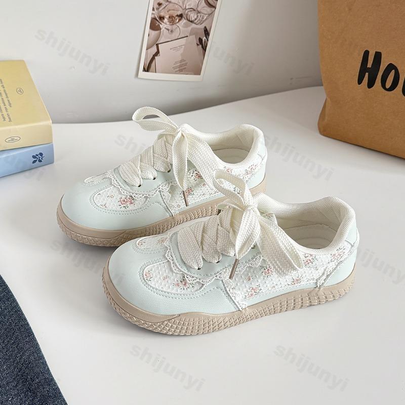 Women's Casual Sports Shoes Flower 2026 Autumn Comfortable Anti Slip Outdoor Vulcanized Shoes Lace Up Fashion Running Shoes