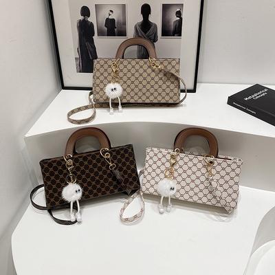 Autumn New Light Luxury Retro Temperament Handbag Fashionable Simple Casual Trend Shoulder Crossbody Small Square Bag