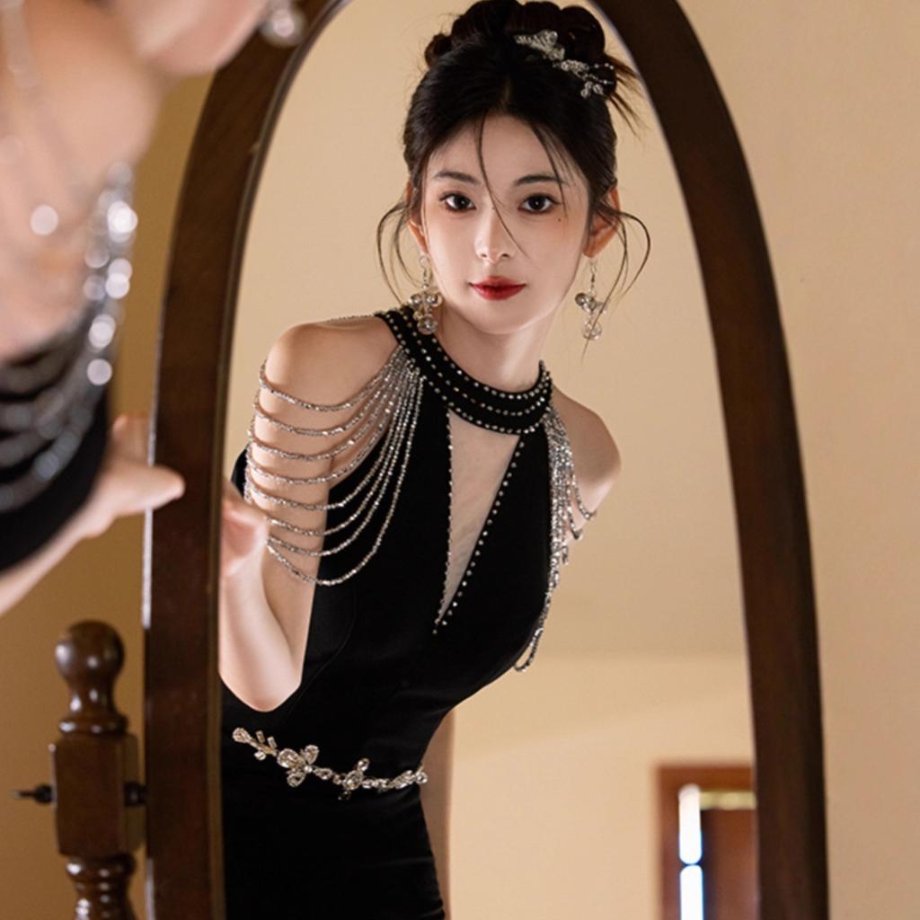 Black Evening Dress Neck Tassel 1011 New Light Luxury Niche Beautiful Fish Tail Slim Long Host Dress