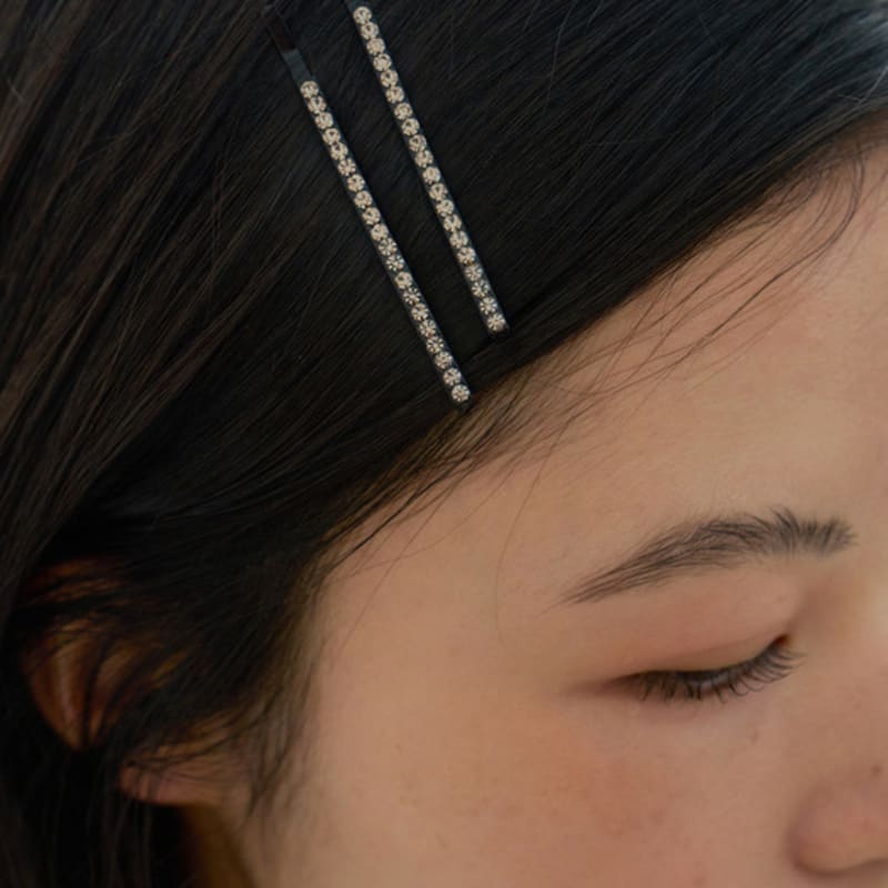 Geegee Cubic Sil Hair Pin - Grey