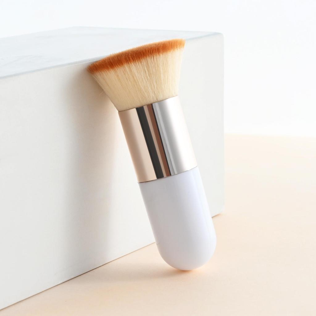 Miękki, Puszysty Pędzel do Twarzy do Podkładu i Kremu BB - Przenośny, Bez Pozostałości Puder