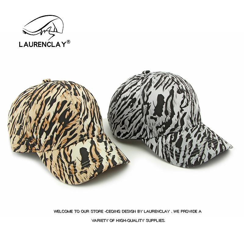 Hat Women's spring and summer leopard print cap Women's hard top outdoor sun protection visor Casual men's baseball cap