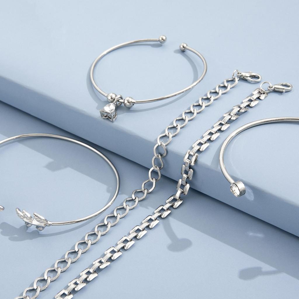 Böhmisches Zinklegierungsfarbenes Geometrisches Gliederketten-Armband-Set für Damen Kristallblatt Offener Armreif Weibliches Boho Zirkon-Accessoire