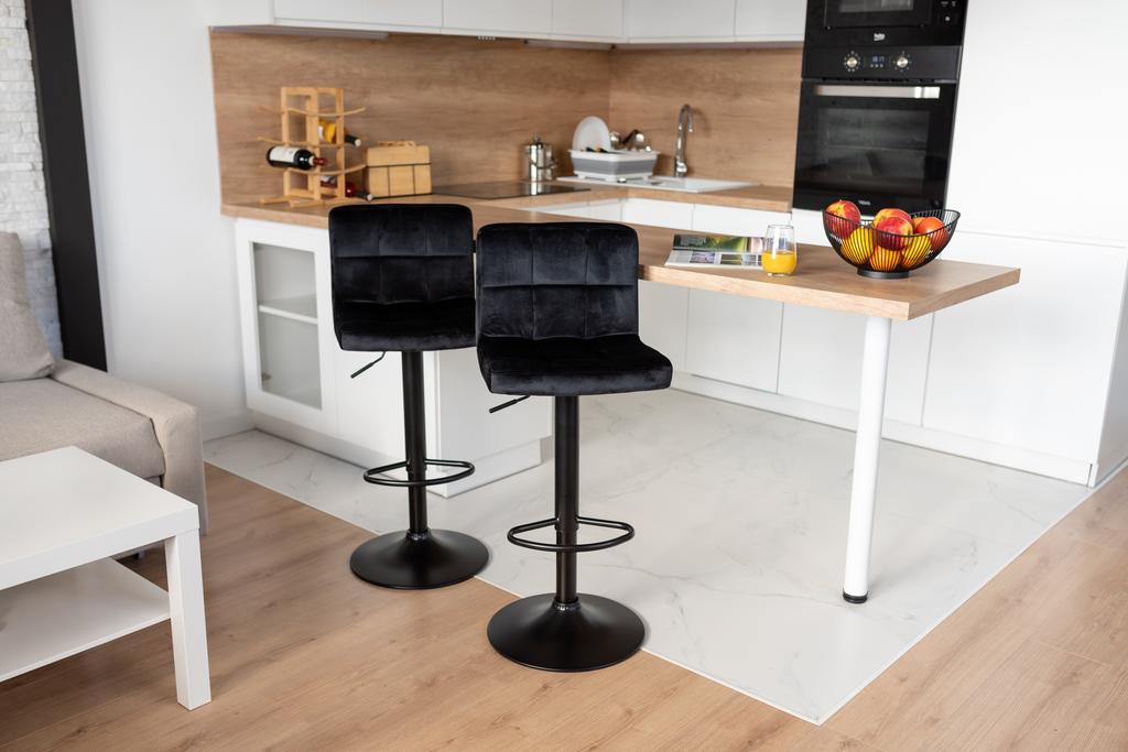 Hoker Barowy Arako Black Czarny Velvet