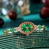 Nischen-High-End-Uhr Luxuriöse ovale Quarz-Uhr Schmuck Vierblättriges Kleeblatt Mittelalterliches Armbanduhr