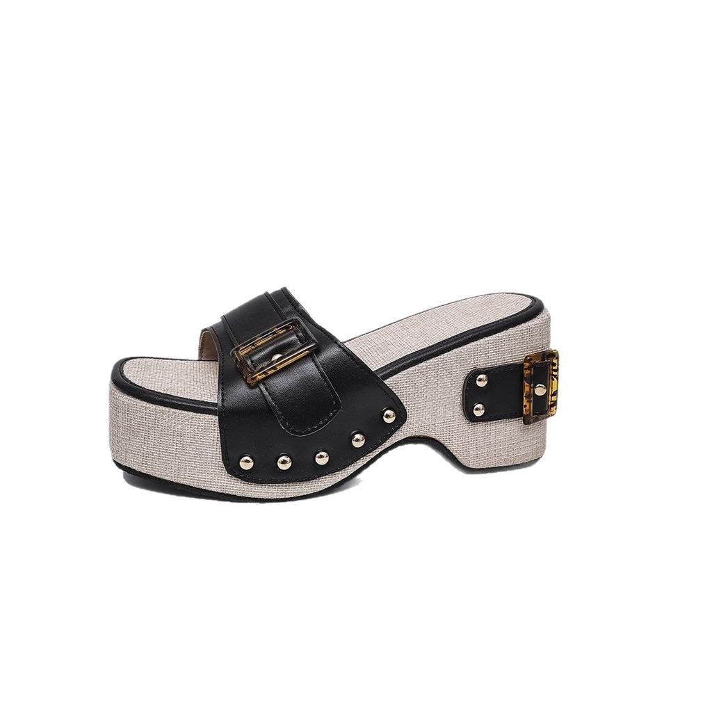 Foreign trade large size thick heel sandals women's 2025 summer new one-word buckle beach fashion sandals shoe buckle