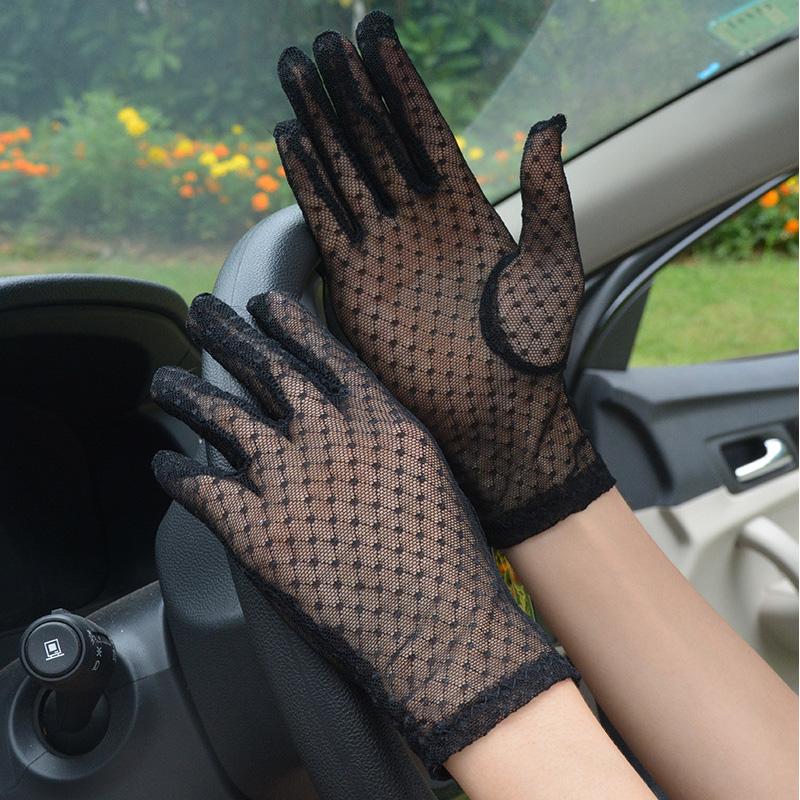 

Women Summer Sexy Black Lace Gloves Mesh Hollow Breathable Sunscreen Short Paragraph Female High Elasticity Transparent Gloves One Size