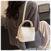 Ladies' Elegant Woven Bucket Bag Crossbody Bag - Detachable Shoulder Strap, Magnetic Buckle Design, Large Capacity Handbag