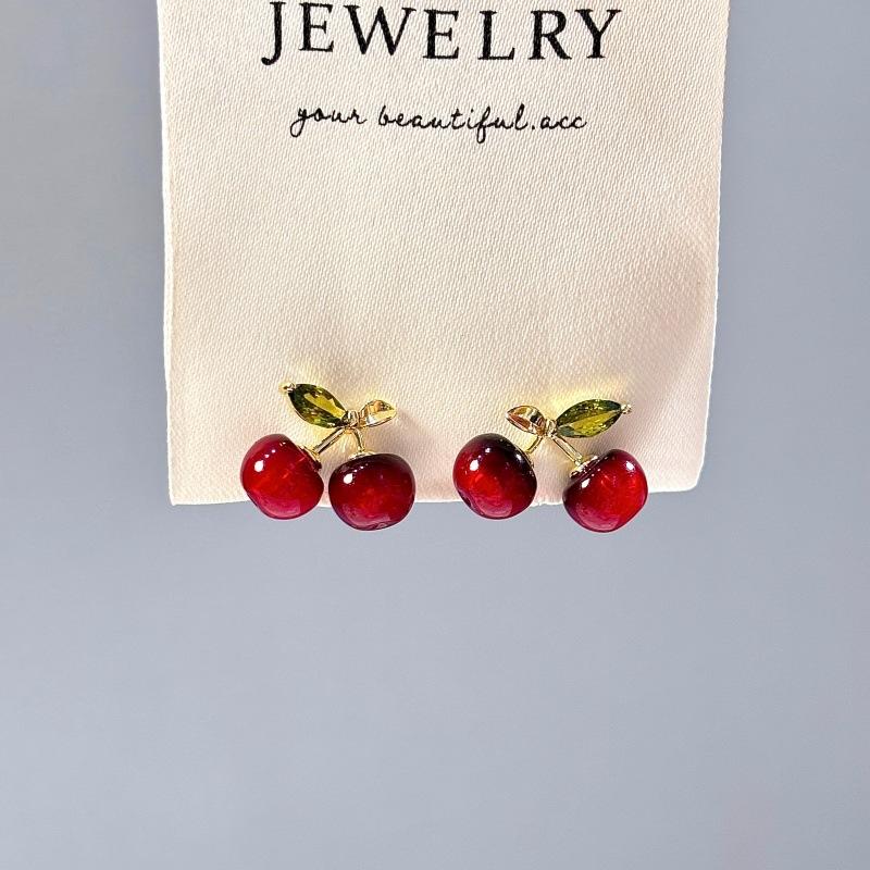 

Female Fashion Sweet and Versatile Earrings 1 pair of earrings