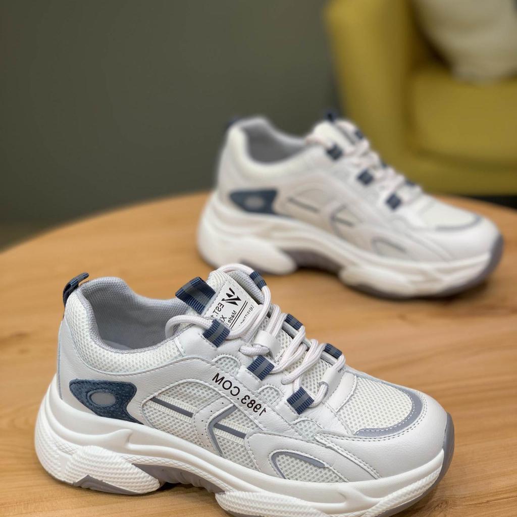 Kleine vielseitige Super-Feuer-Papa-Schuhe Damenfüße Sportschuhe Herbst zeigen neu Mesh trendig atmungsaktiv dünn Mode bequem lässig