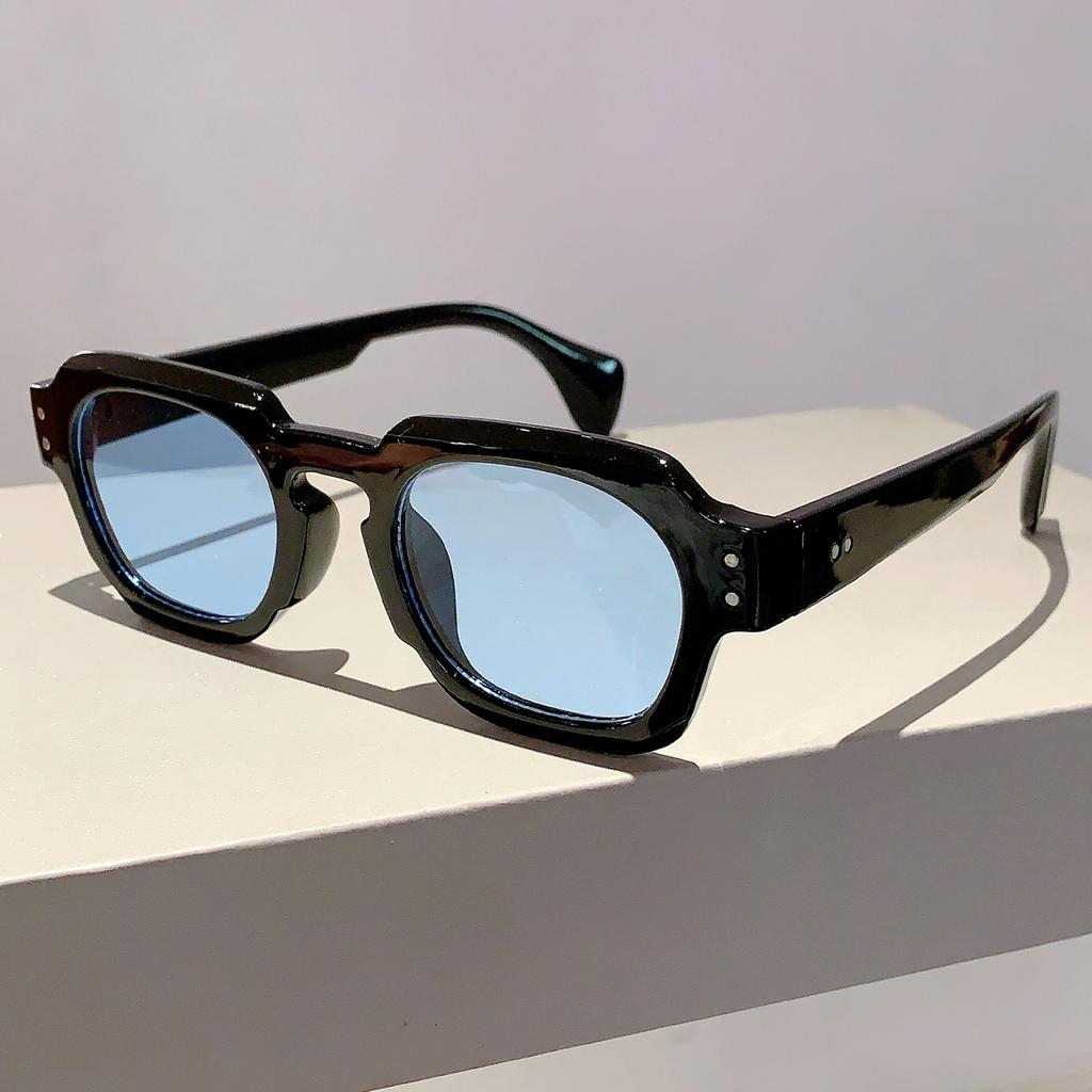 Vintage Square Sunglasses New in Stylish Candy Color Women Eyewear  Fashion Brand Design UV400 Protection Men Shades