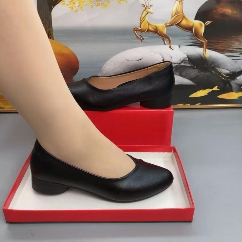 Versatile Pointed Single Shoes Women's Autumn Comfortable Soft Leather Soft Sole Work Shoes Shallow Mouth Flat Sole Leather Shoes Women's Shoes
