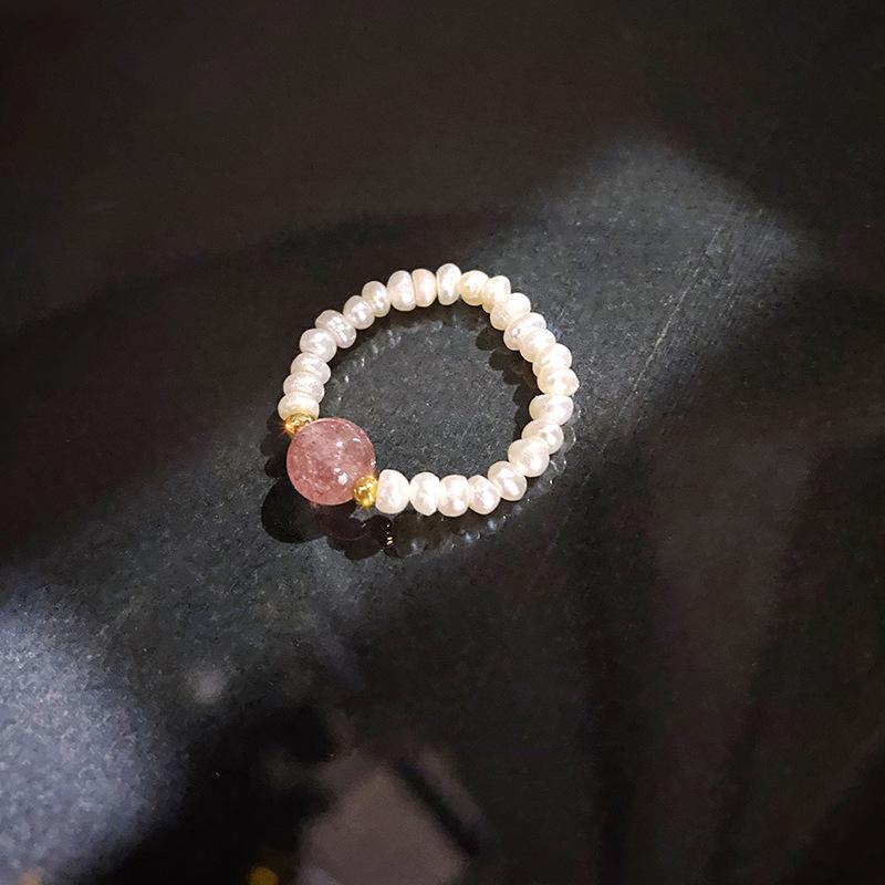 Women s Simple and Fashionable Elastic Thread Ring strawberry quartz