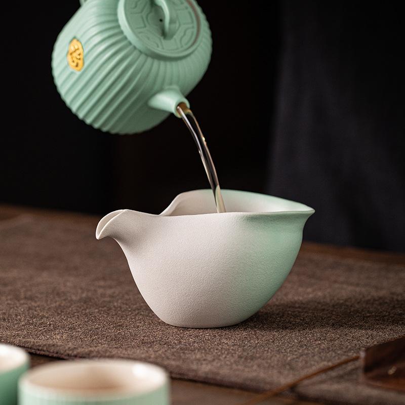 Creative Ceramic Matte Tea Fair Cup Household Male Cup Tea Dispenser Kung Fu Tea Set Retro Tea Sea Tea Set Accessories
