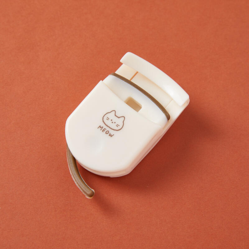 Ivory Compact Eyelash Curler (25018689)