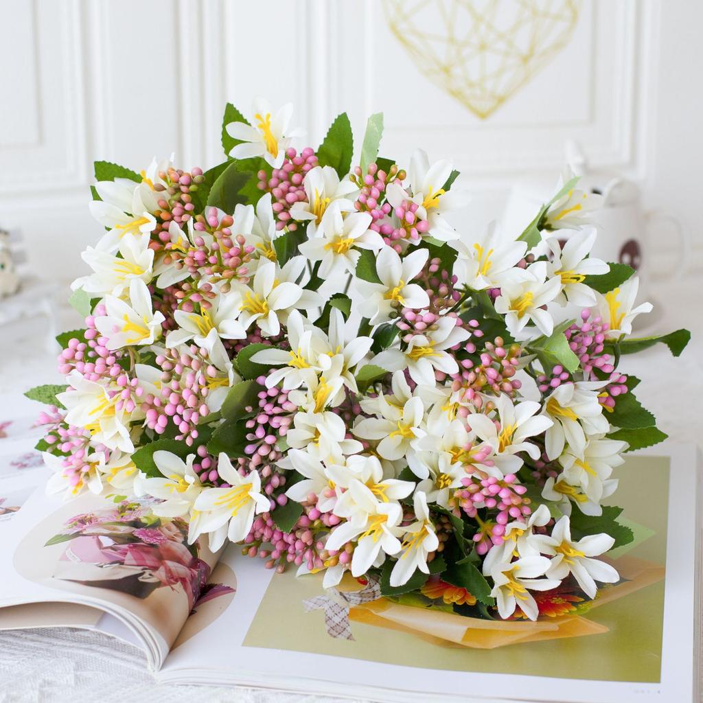 5pcs/Bouquet Simulated Lily Berry Plant  Decoration Home Party Wedding Birthday Photography Props DIY Bridal Holding Flowers