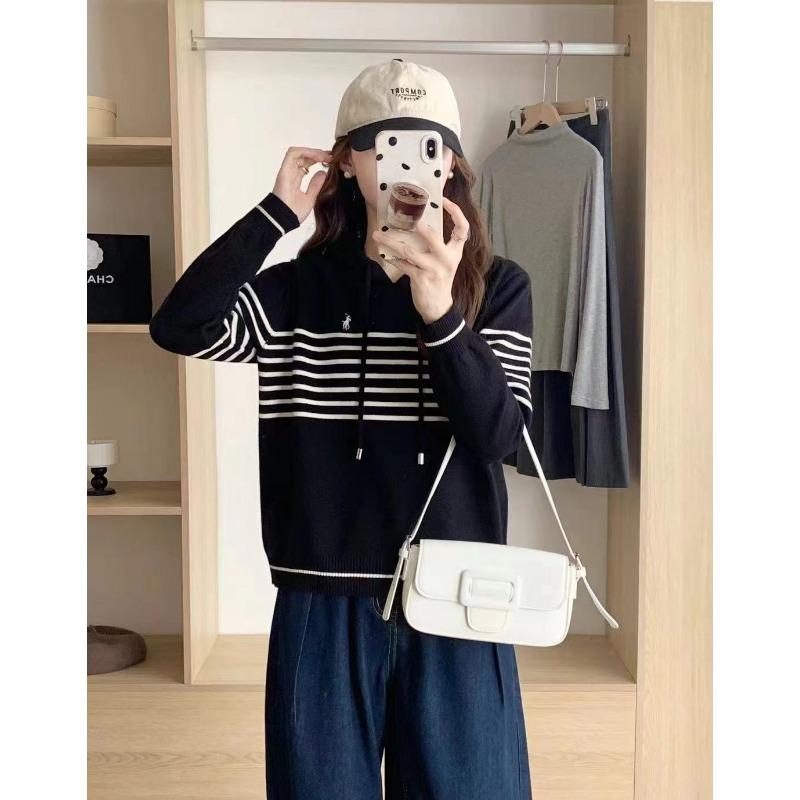 

Осень и зима новый пуловер с длинным рукавом повседневный универсальный уменьшающий возраст полосатый свободный вязаный свитер с капюшоном женщины One Size