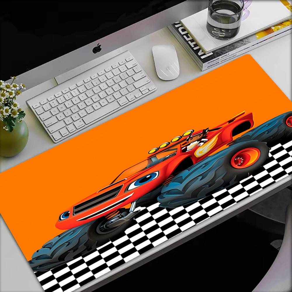 Tappetino Mouse Tema Camion, Base in Gomma Antiscivolo, Multifunzionale per Ufficio e Casa, Perfetto per la Personalizzazione dello Spazio di Lavoro.