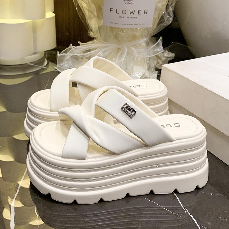 Fashion NEW 8CM Wedge Slippers for Women Summer Non Slip Platform Sandals Woman Open Toe Comfortable Female Chunky Beach Slippers