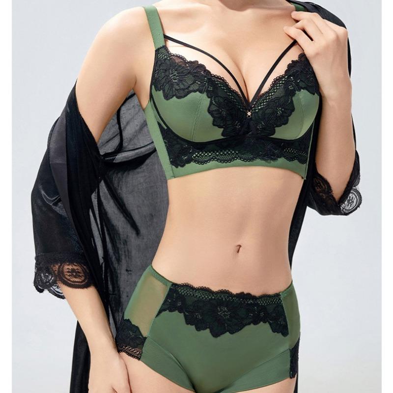 Sexy Kontrasterende Blonder Brystjusterings-BH-sett for Liten Byste Samlet Middelstykke Kopper Sideforhold Brystkontroll