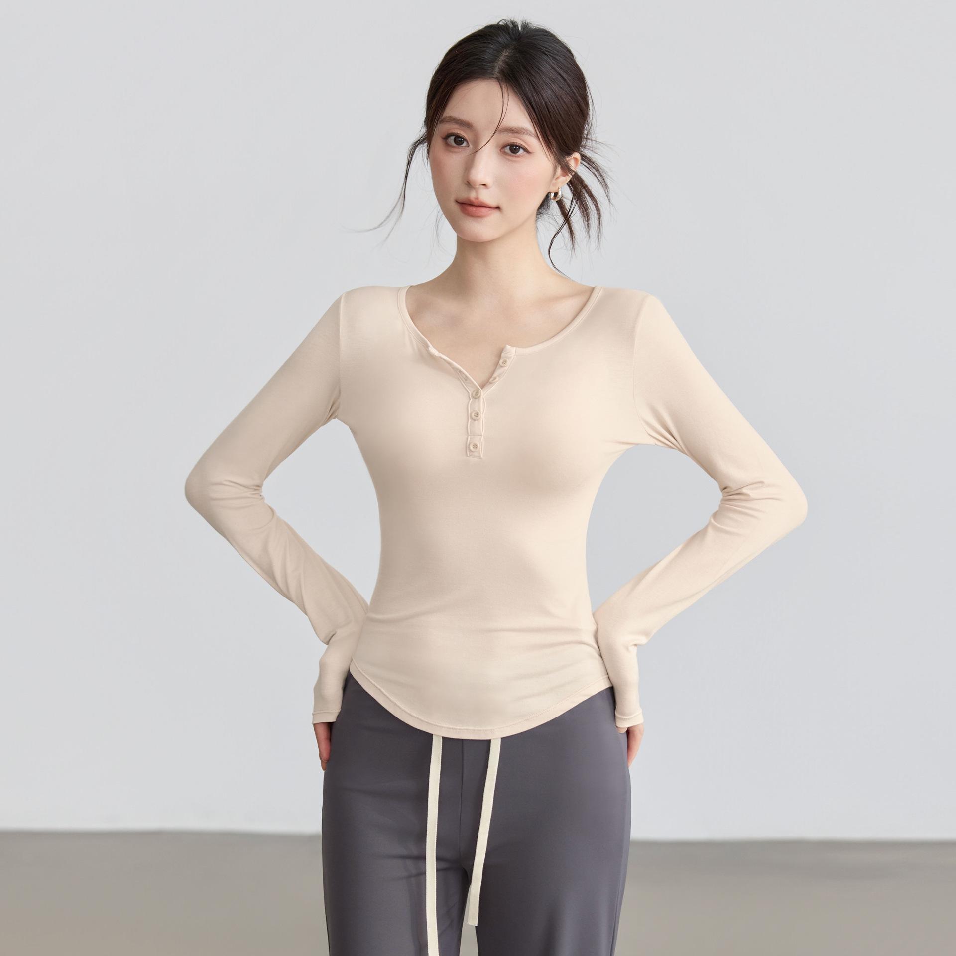 

Women s V-Neck Slimming Long-Sleeve Yoga and Fitness T-Shirt for Autumn and Winter L (105-115 lbs)